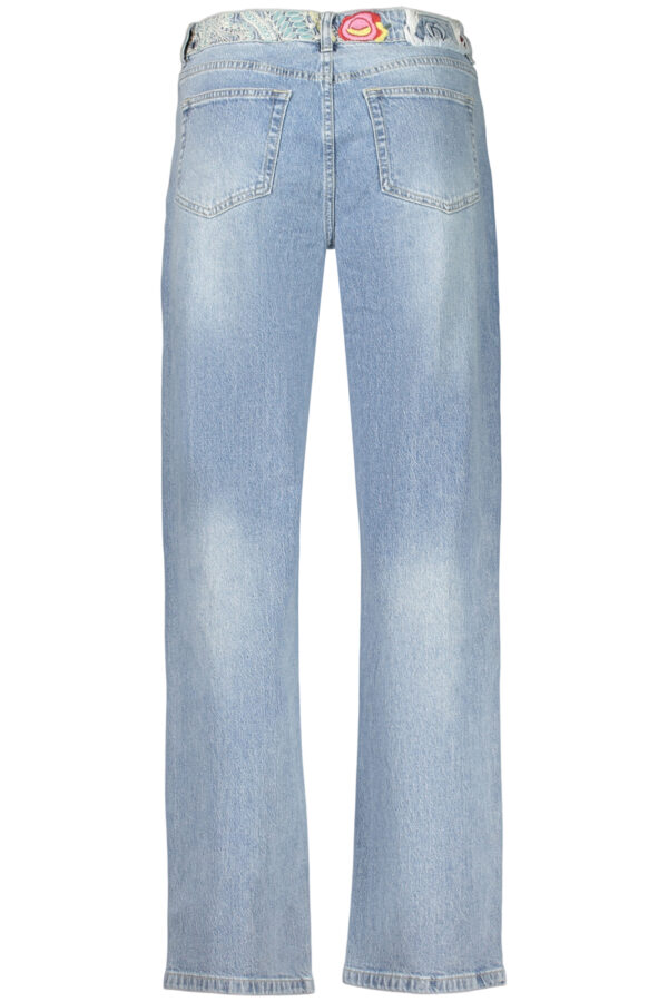 desigualjeansdenimdonnaazzurro_2-1.jpg Kavbojke Desigual za ženske – svetlo modre – pogled od zadaj